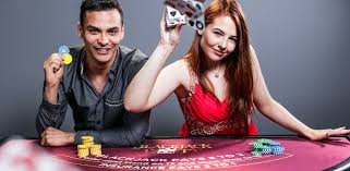Live dealer blackjack table on awan128 login mobile app with real-time chat panel visible